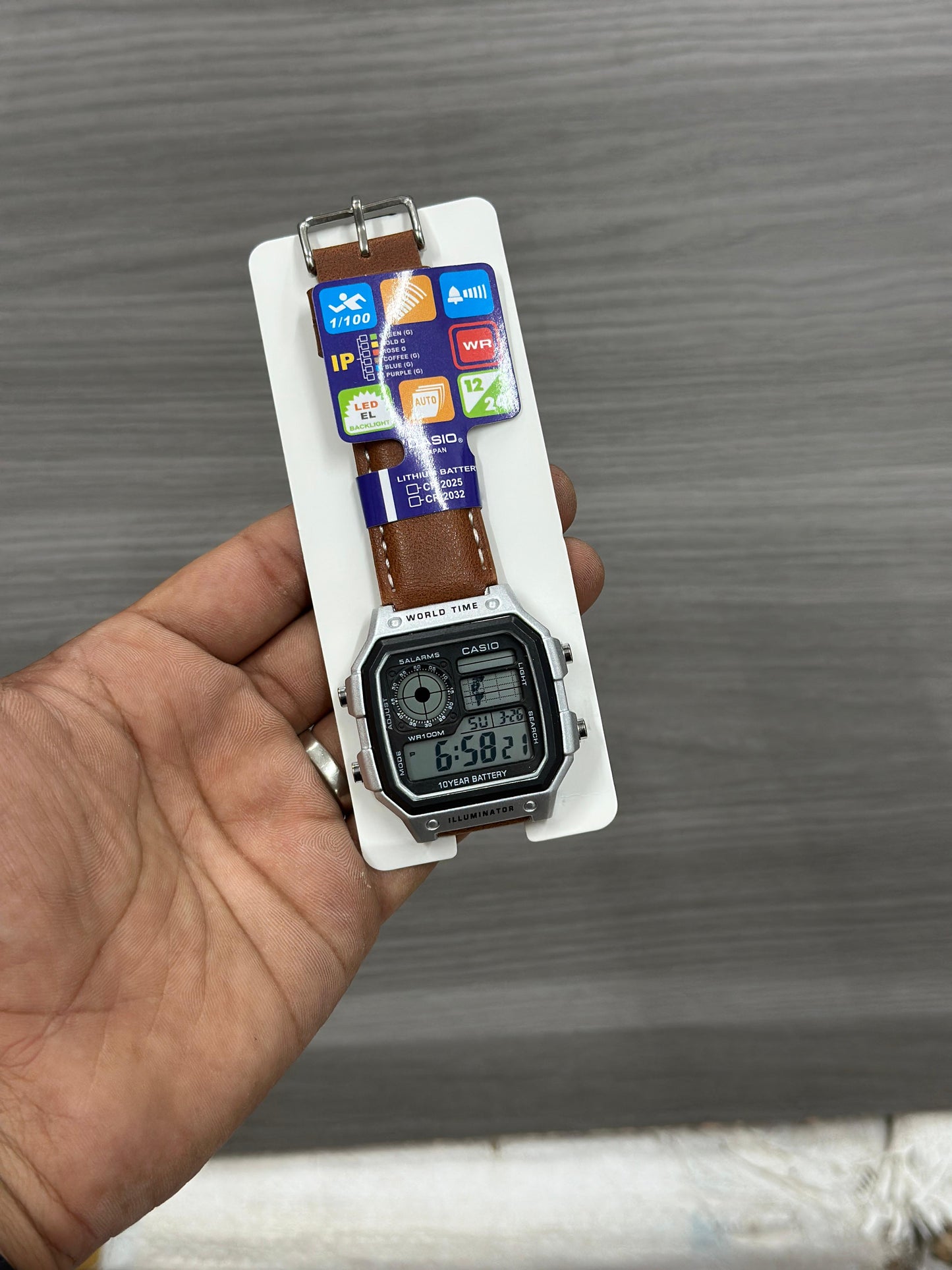 C*SIO W*RLD TIME LEATHER STRAP