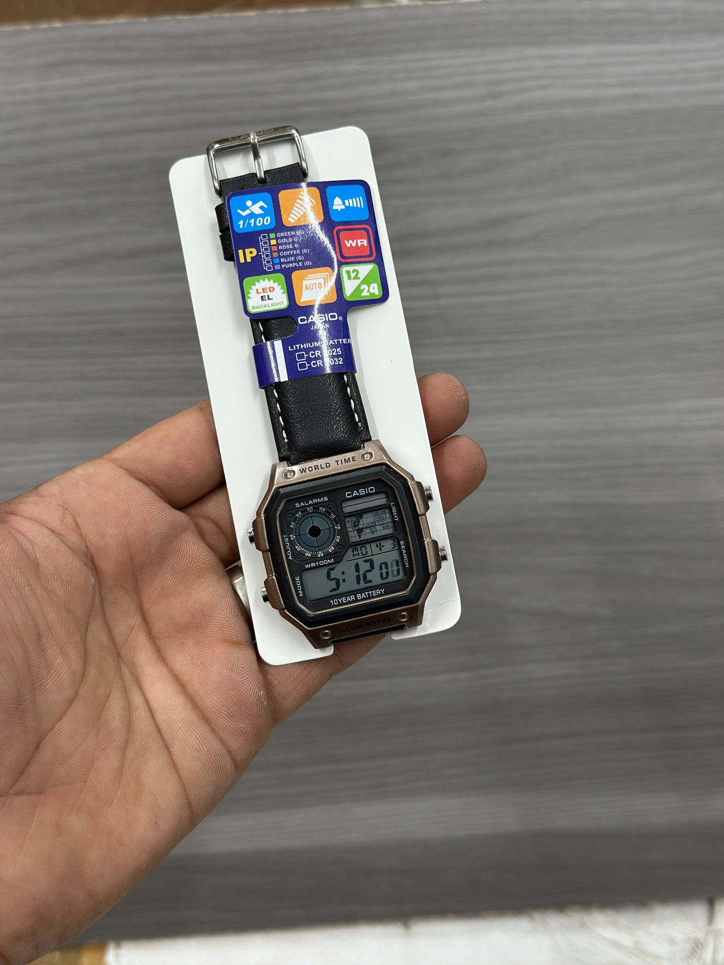 C*SIO W*RLD TIME LEATHER STRAP